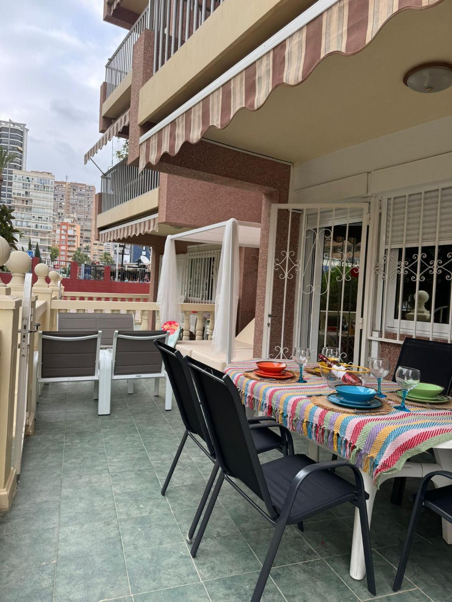Super Terrace Levante Front Line Apartment Los Ranchos Self Check-In, Free Parking ベニドルム エクステリア 写真